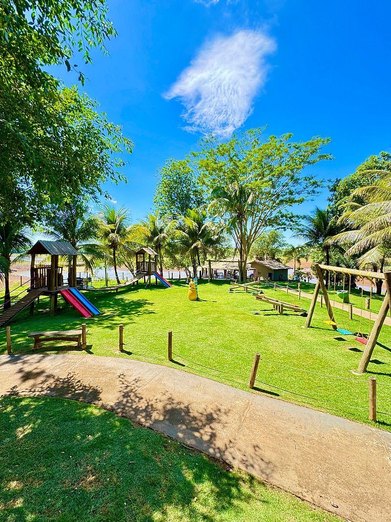 Pontal do Lago Flat Caldas Novas
